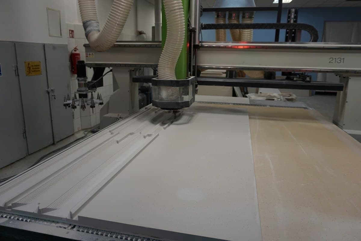 Moulure Premium Line WPLP5 : Finition minimaliste et simple
