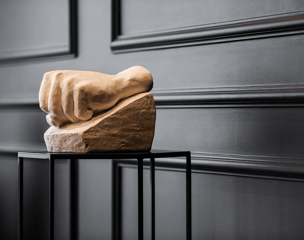 Wall decor ideas: transform your interior with ease