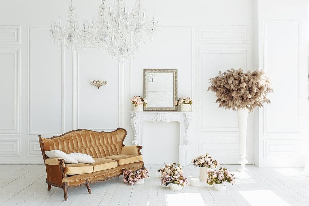 Mouldings and decorative elements: decor ideas for every style