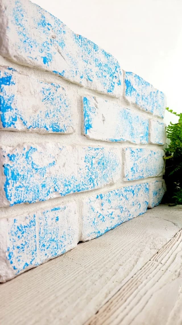 Bleu pastel blanchi