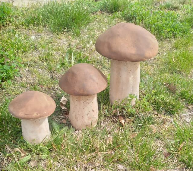 Mushroom decoration: large mushroom