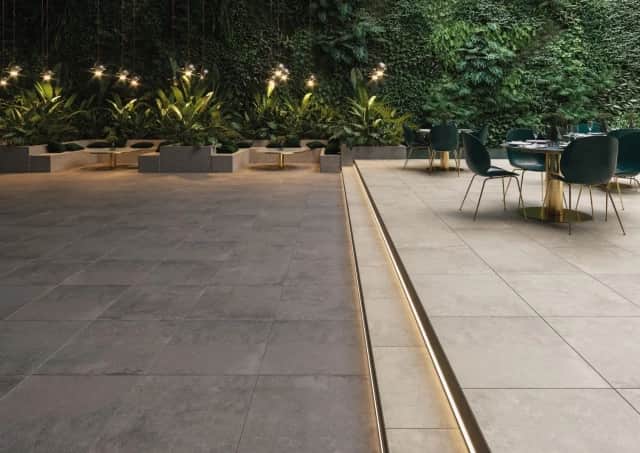 Gres Town Anthracite 90x90x2 grade 1